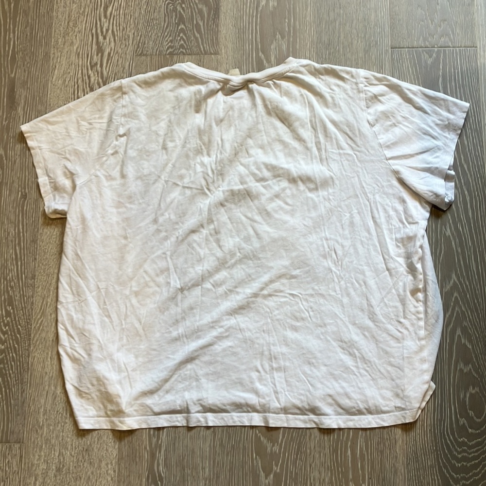 H&M Tee - Picture 4 of 4